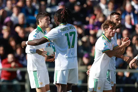 روما يهزم فيورنتينا بثنائية ويتصدر الدوري الإيطالي مؤقتًا